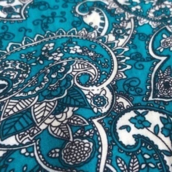 Solitaire Rayon paisley ruffled sleeve blouse size Large - Picture 5 of 8